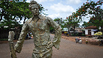 Statue de Prince Nico Mbarga